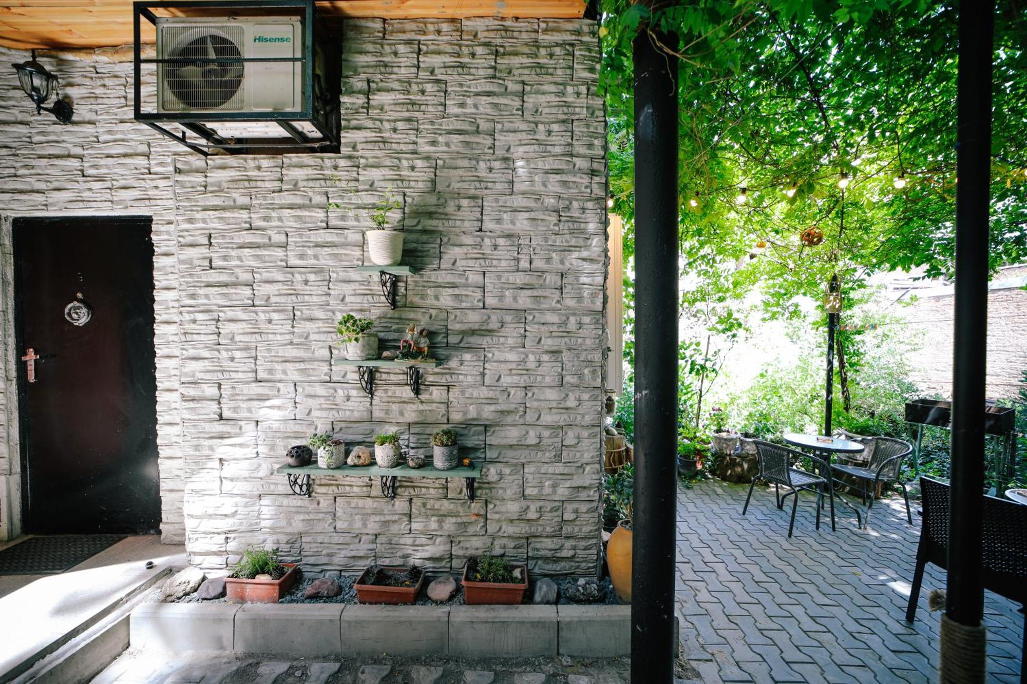 Old Vera Tbilisi Exteriör bild